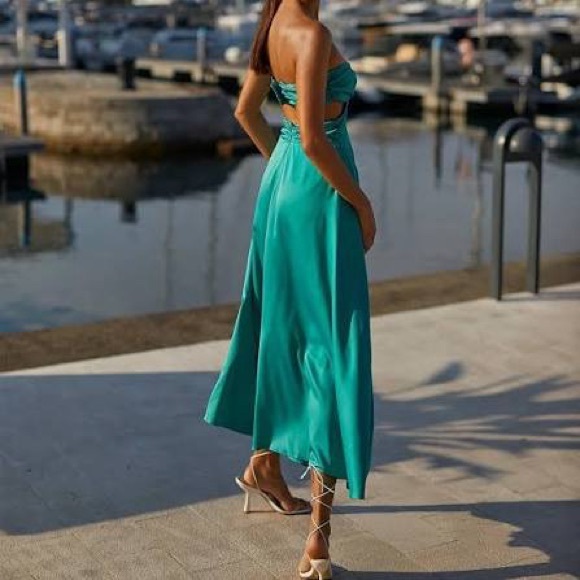 NWT Alamour the Label Kamira Dress - Picture 2 of 7